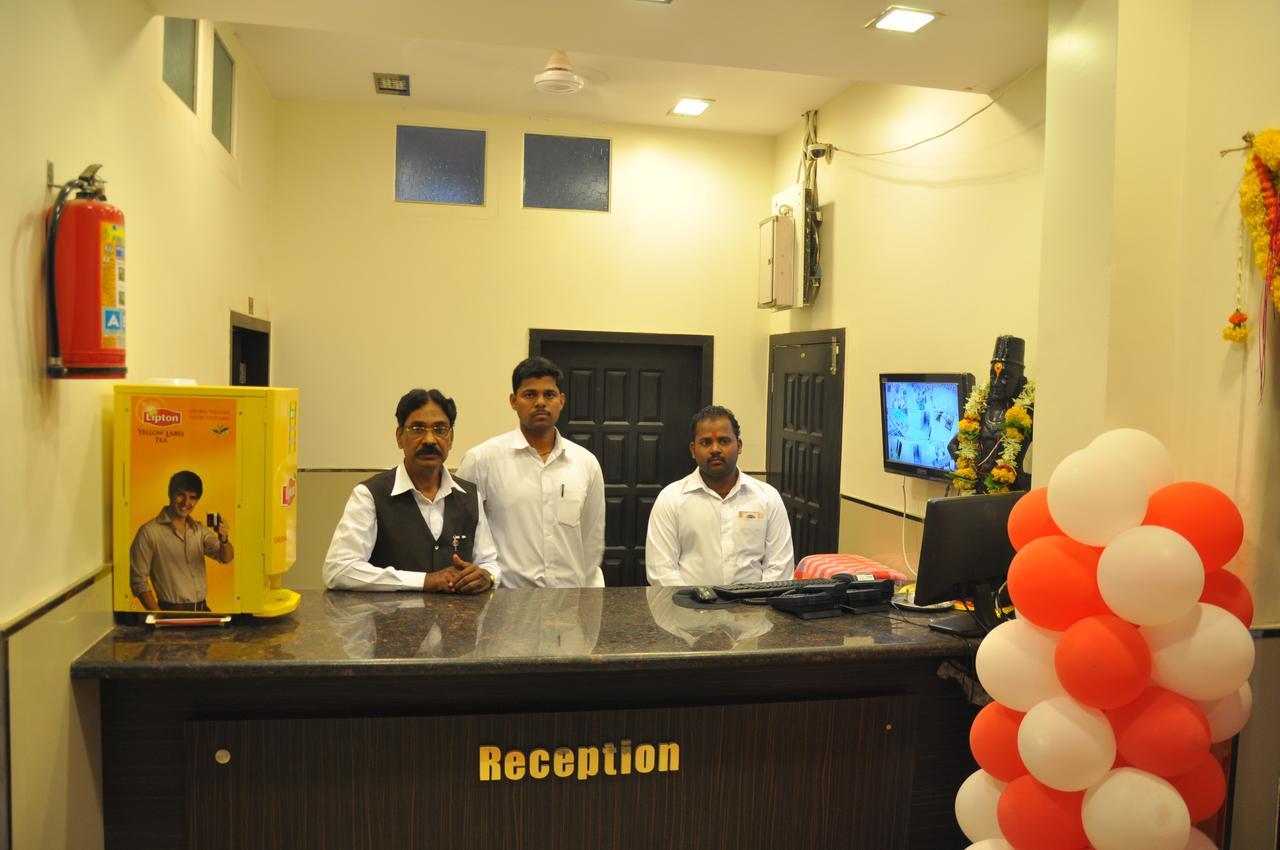 Vitthal Inn Pandharpur Exterior photo